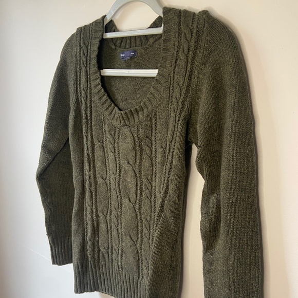 GAP Dark Green Cable Cotton Blend Sweater Long Sleeve Holiday Sweater Medium - Picture 1 of 5
